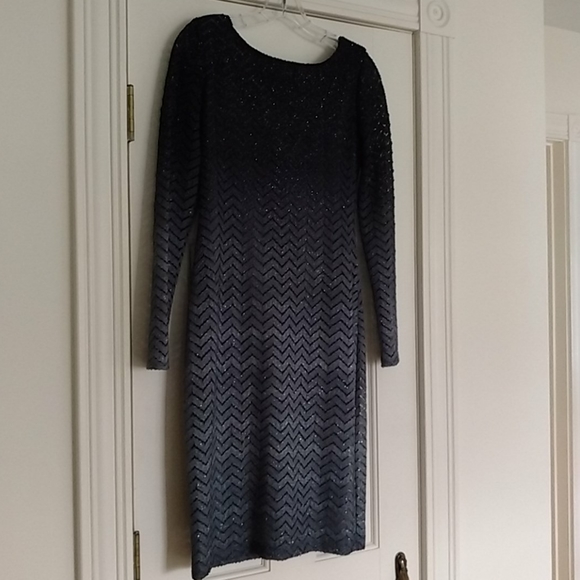 Dress - Picture 1 of 2